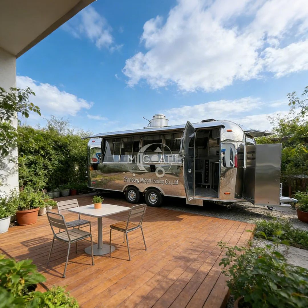 Commercial Kitchen Worktops - Mobiele keukenwagen van roestvrij staal, buiten